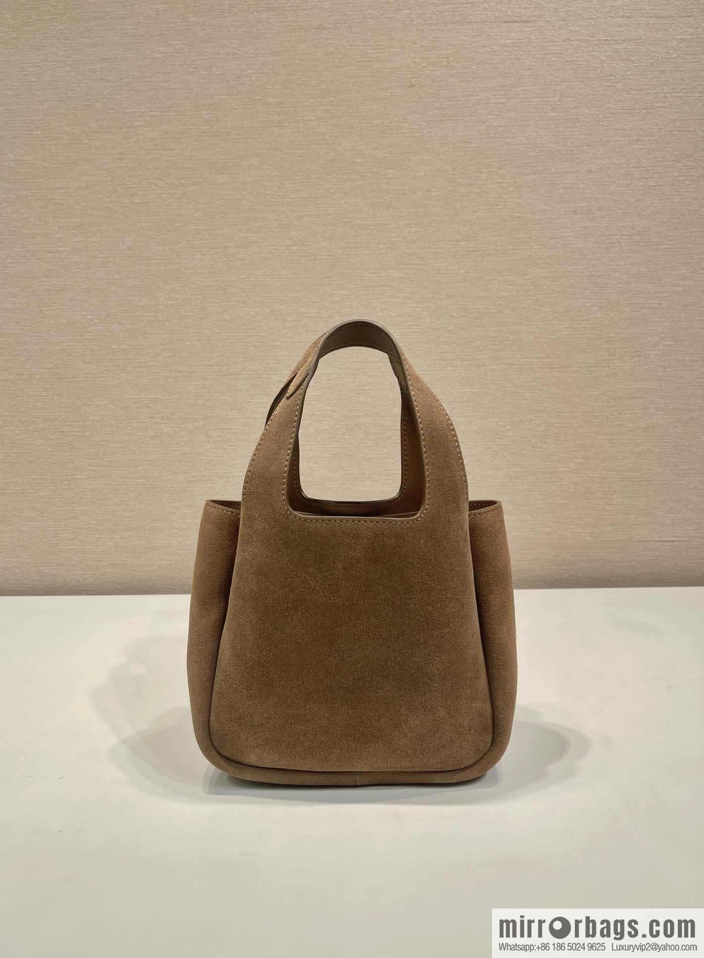 PRADA 🎉 mini basket 🎉 1BA349 frosted leather🎉🎉
