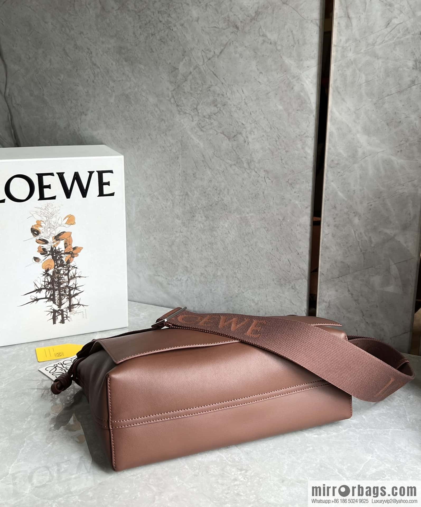 LOEWE Luo Jia 🌟 glossy soft cow leather Flamenco satchel messenger bag 0901 brown