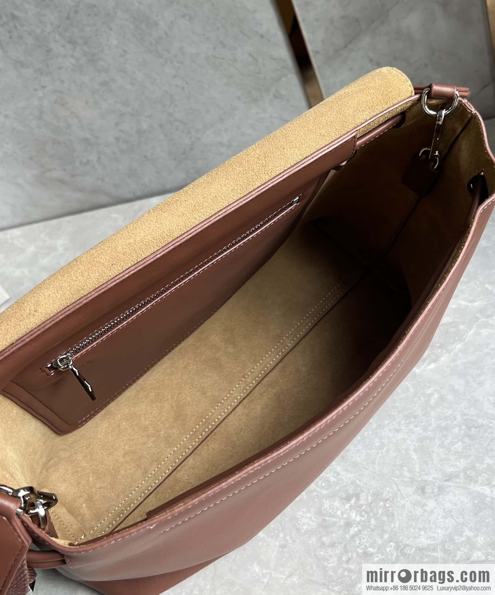 LOEWE Luo Jia 🌟 glossy soft cow leather Flamenco satchel messenger bag 0901 brown