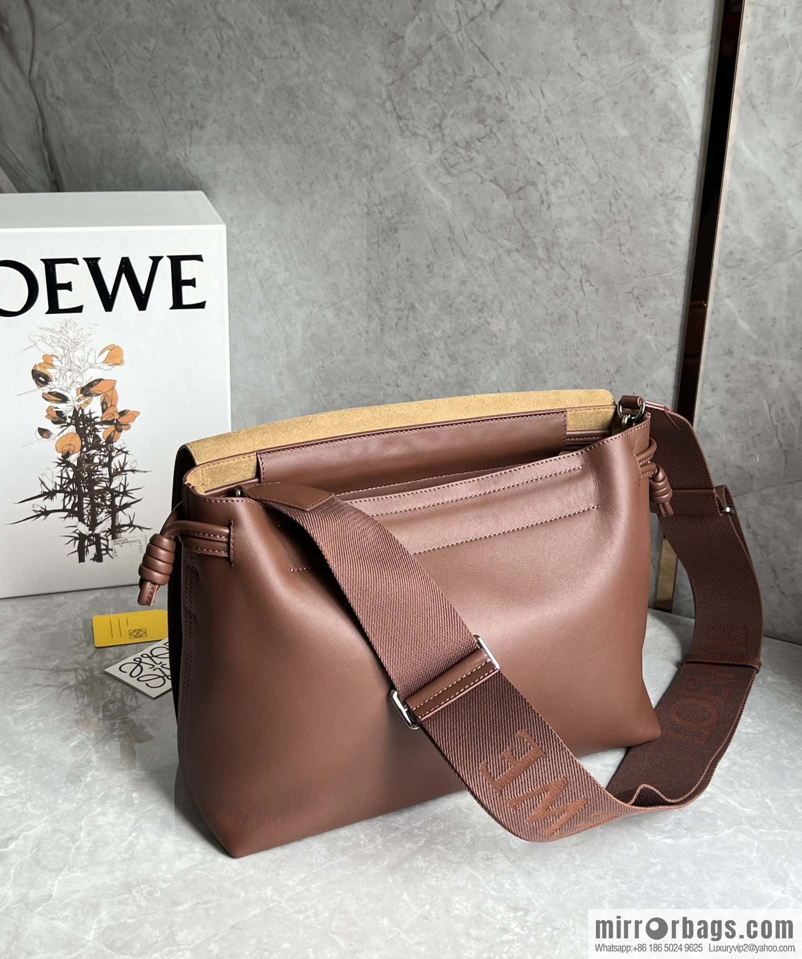 LOEWE Luo Jia 🌟 glossy soft cow leather Flamenco satchel messenger bag 0901 brown