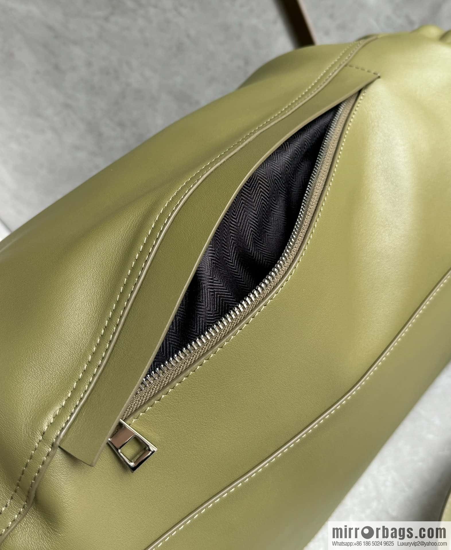 LOEWE Luo's new backpack 🎒 0903 green