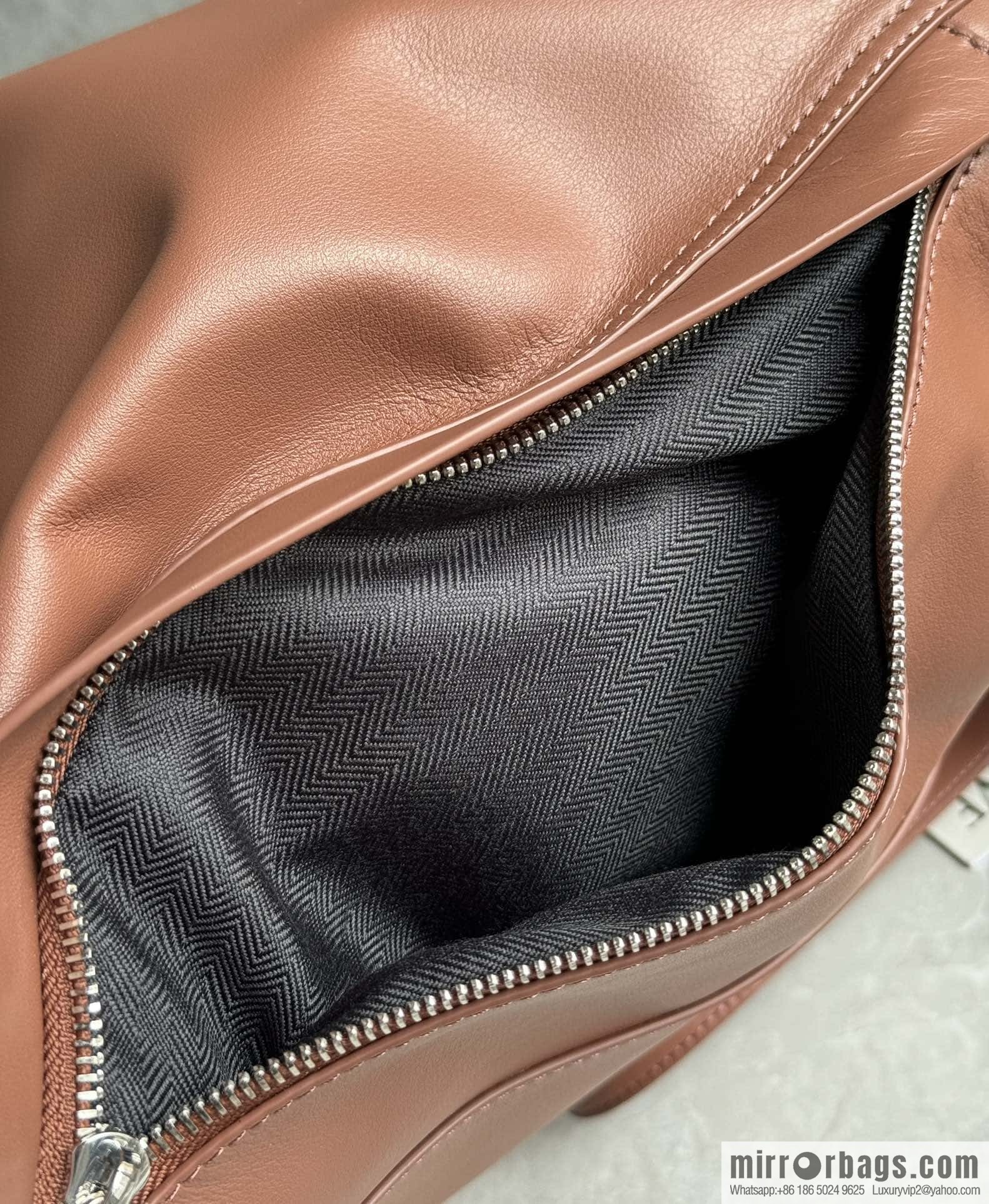 LOEWE Luo's new backpack 🎒 0903 brownie brown