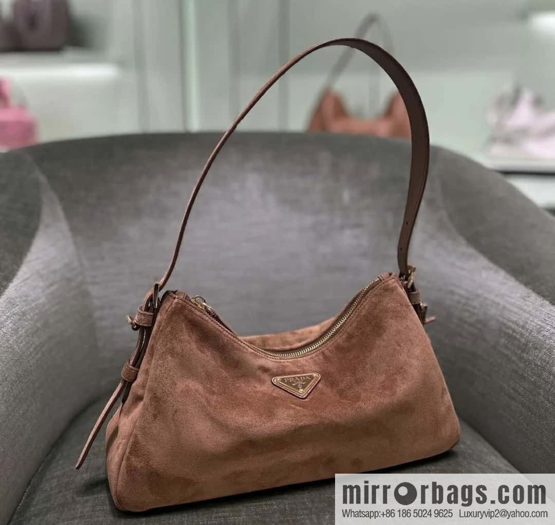 PRADA 🎉 new Aimee armpit bag 🎉 1BC228 fleece leather🎉🎉