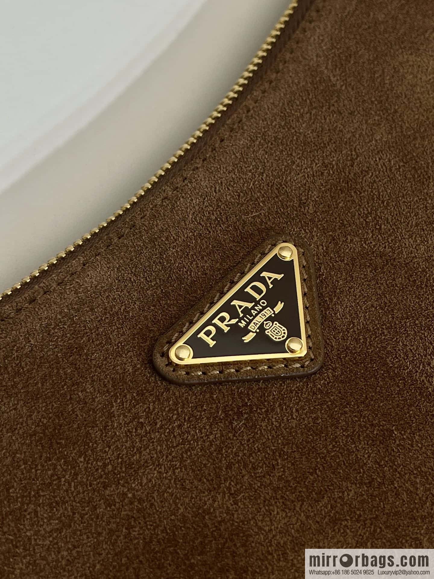 PRADA 🎉 new Aimee armpit bag 🎉 1BC228 fleece leather🎉🎉