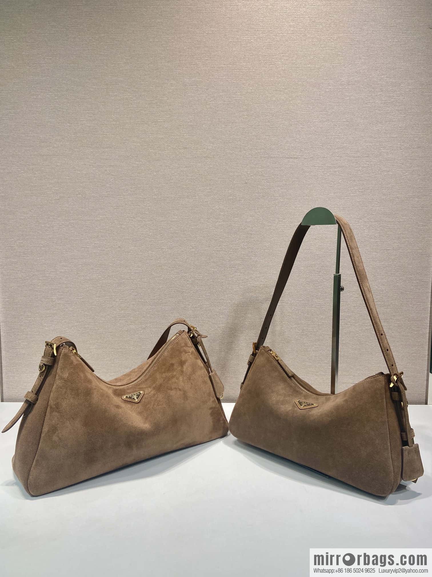 PRADA 🎉 new Aimee armpit bag 🎉 1BC229 small fleece leather🎉🎉