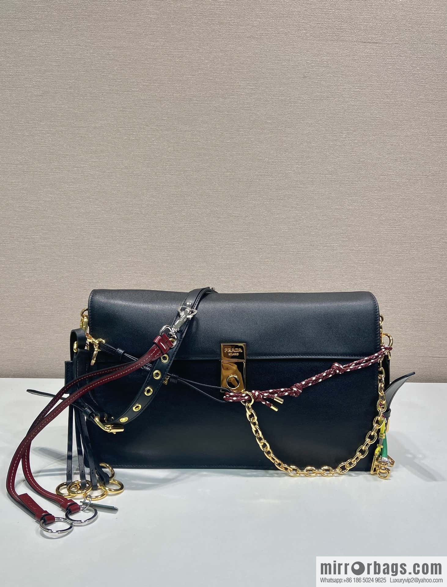 PRADA ๐ new ๐ 1BD378 large ๐๐ black
