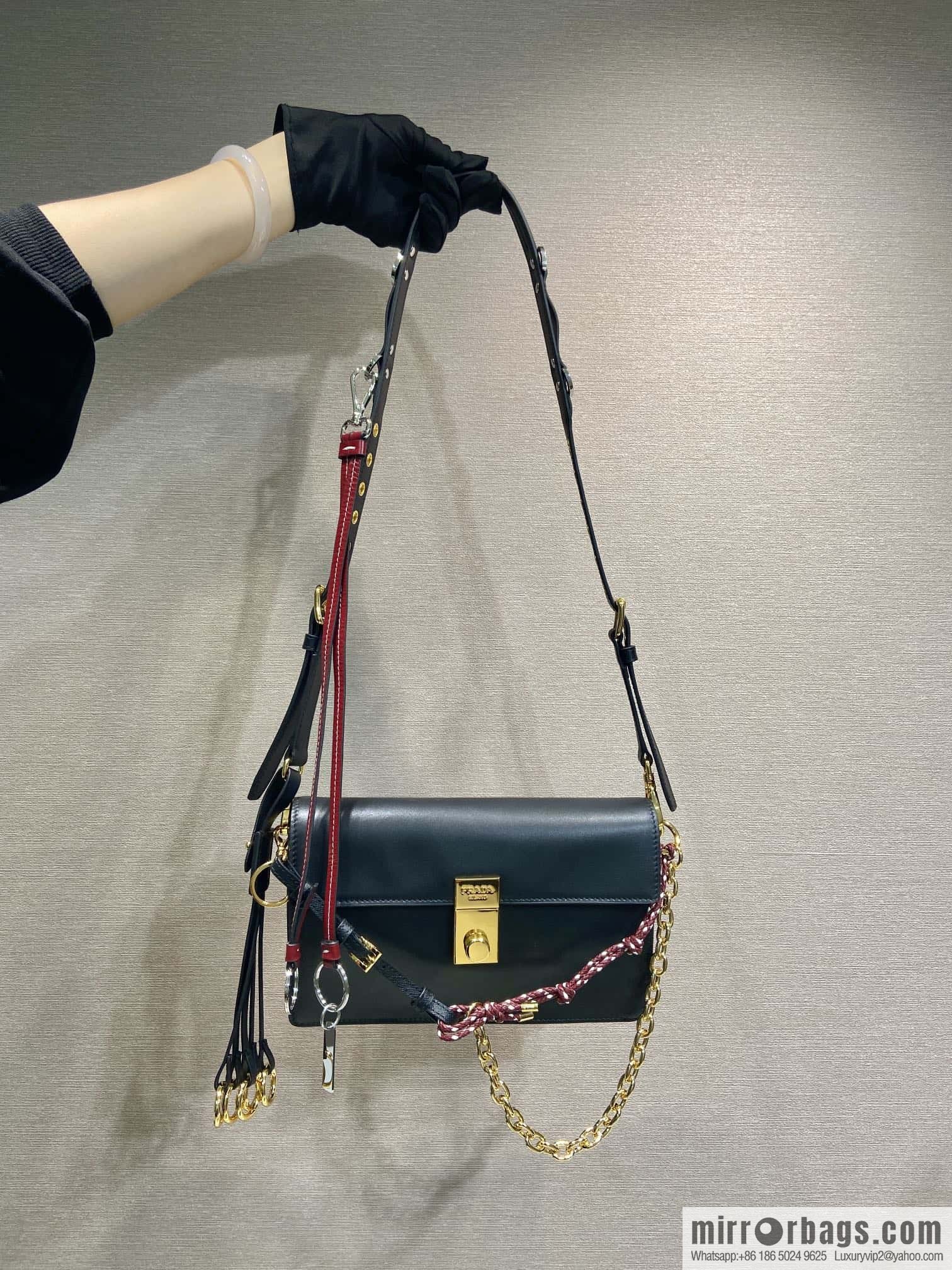 PRADA ๐ New ๐ 1BD379 Small ๐๐ Black