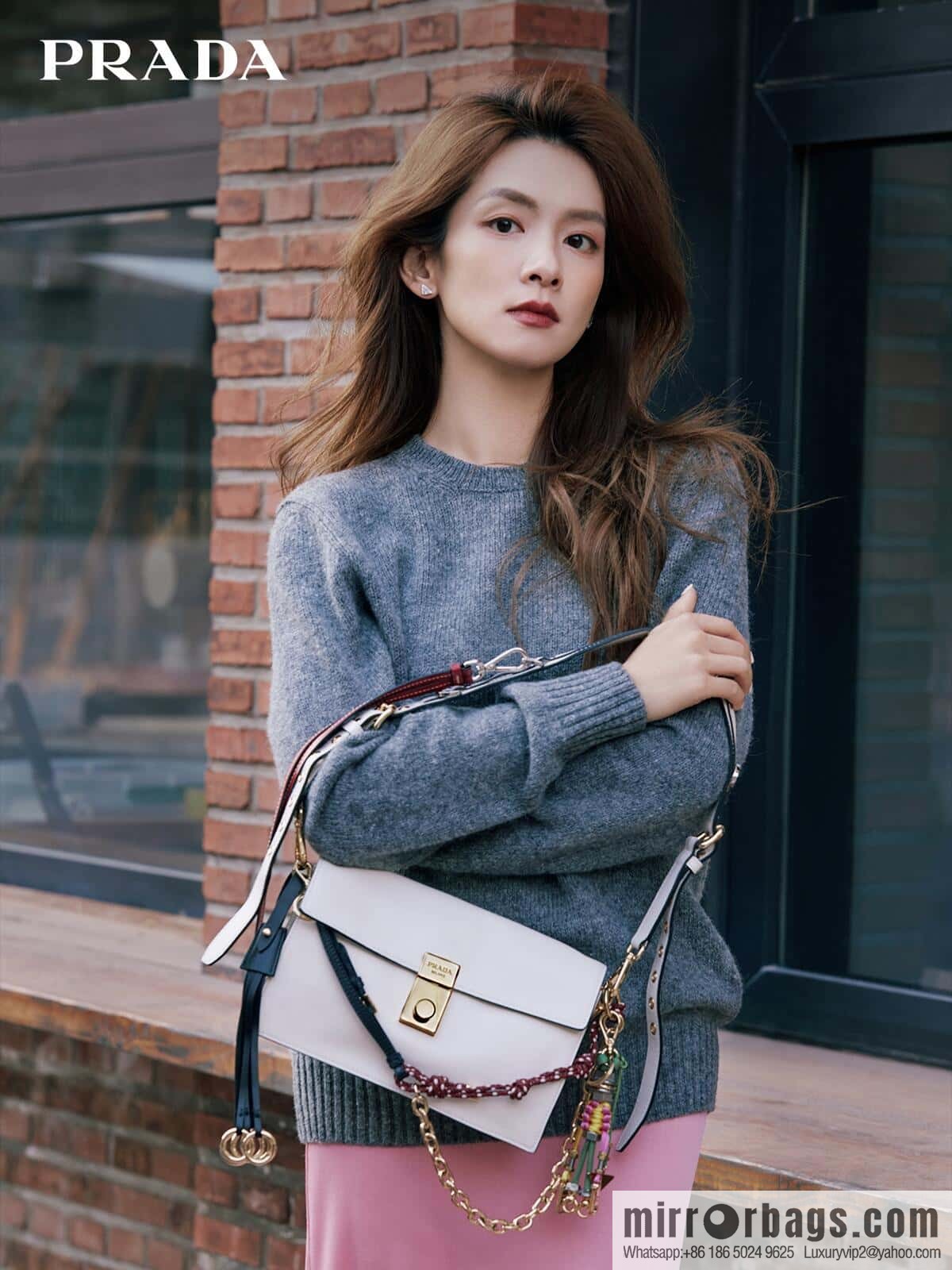 PRADA 🎉 New 🎉 1BD379 S 🎉🎉 White