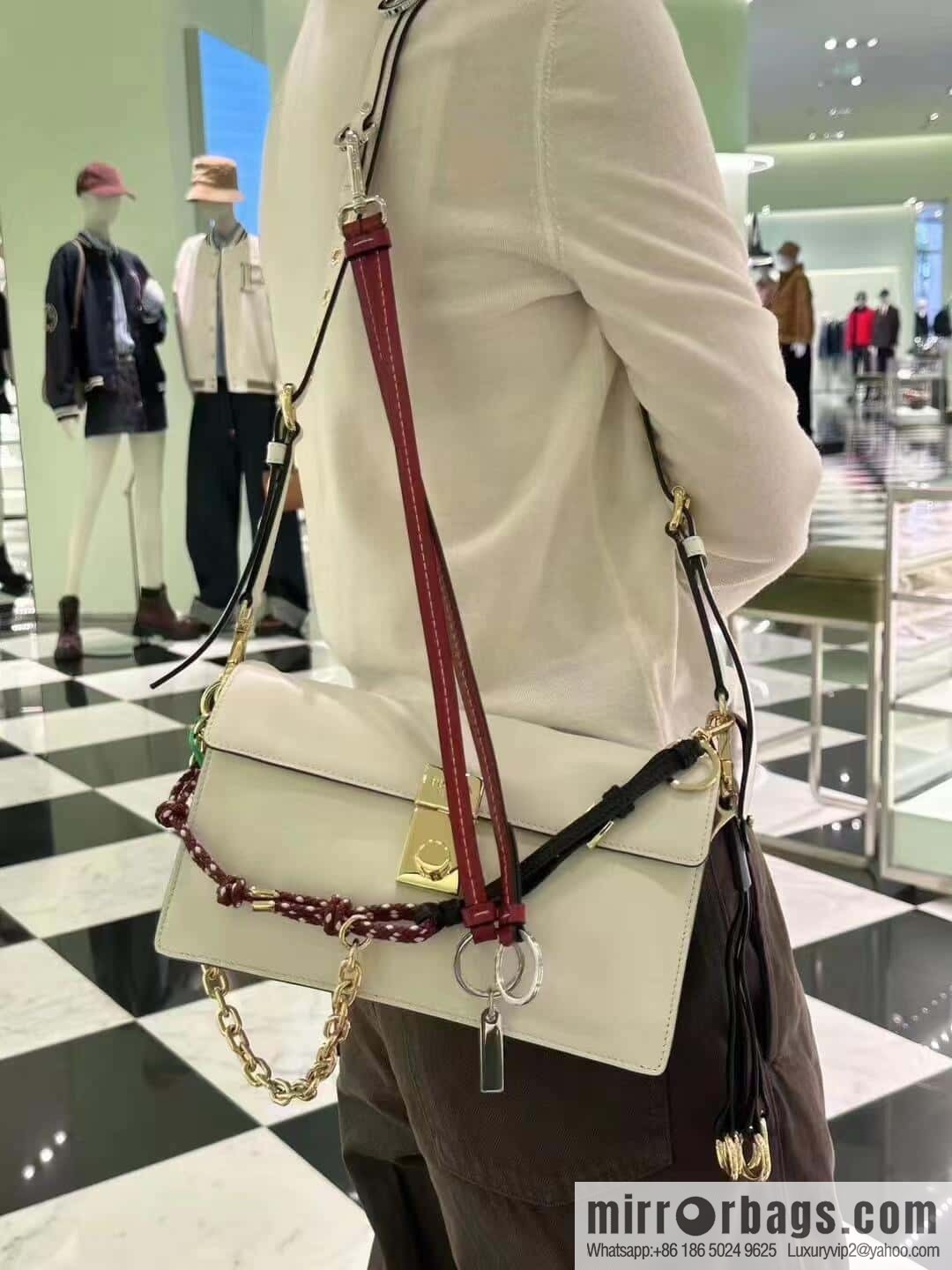 PRADA 🎉 New 🎉 1BD379 S 🎉🎉 White