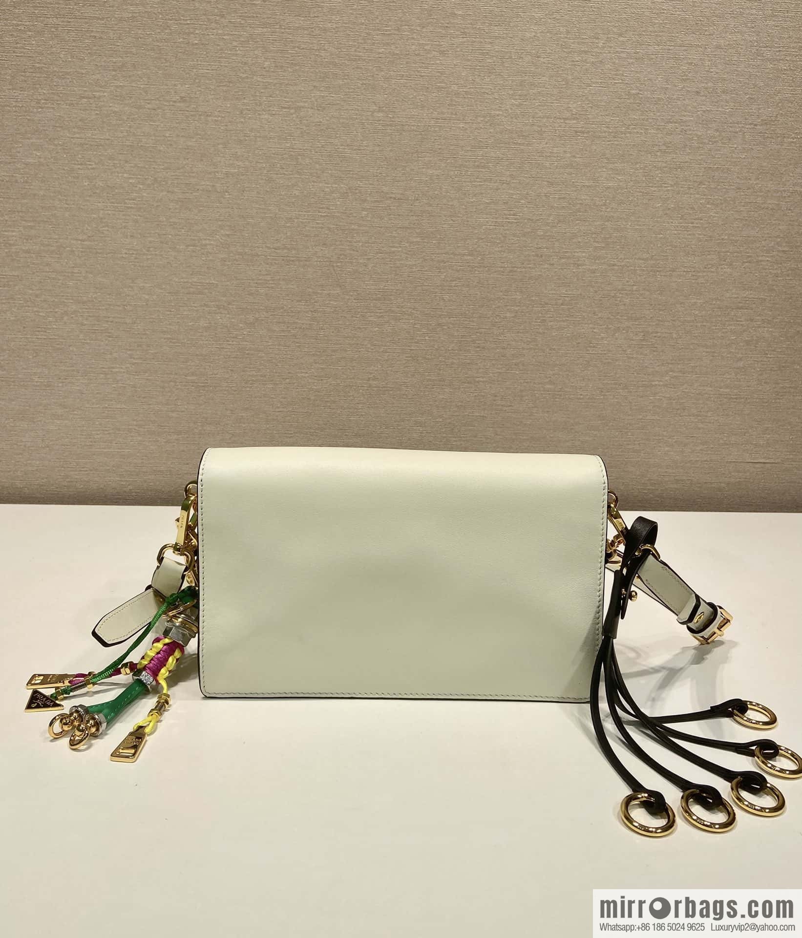 PRADA 🎉 New 🎉 1BD379 S 🎉🎉 White