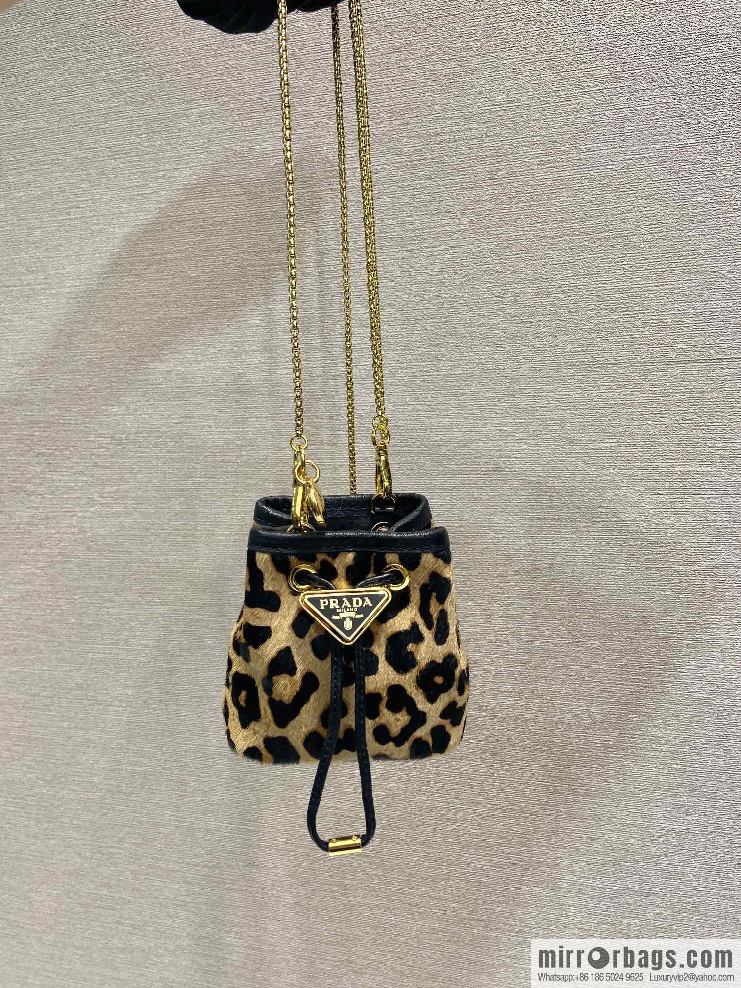 PRADA 🎉 Leopard print small bucket 🎉 1NR016 new product🎉🎉