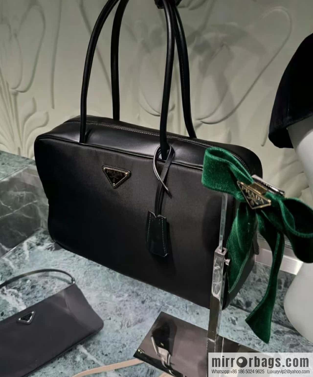 PRADA ๐ lock bag ๐ 1BB131 L๐๐