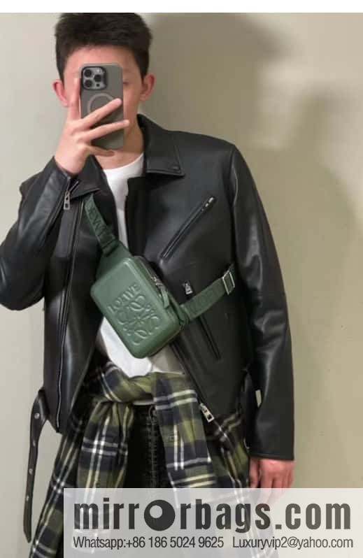 LOEWE Luo Jia Smooth Cow Leather Molded Sling Crossbody Bag 0902 Green