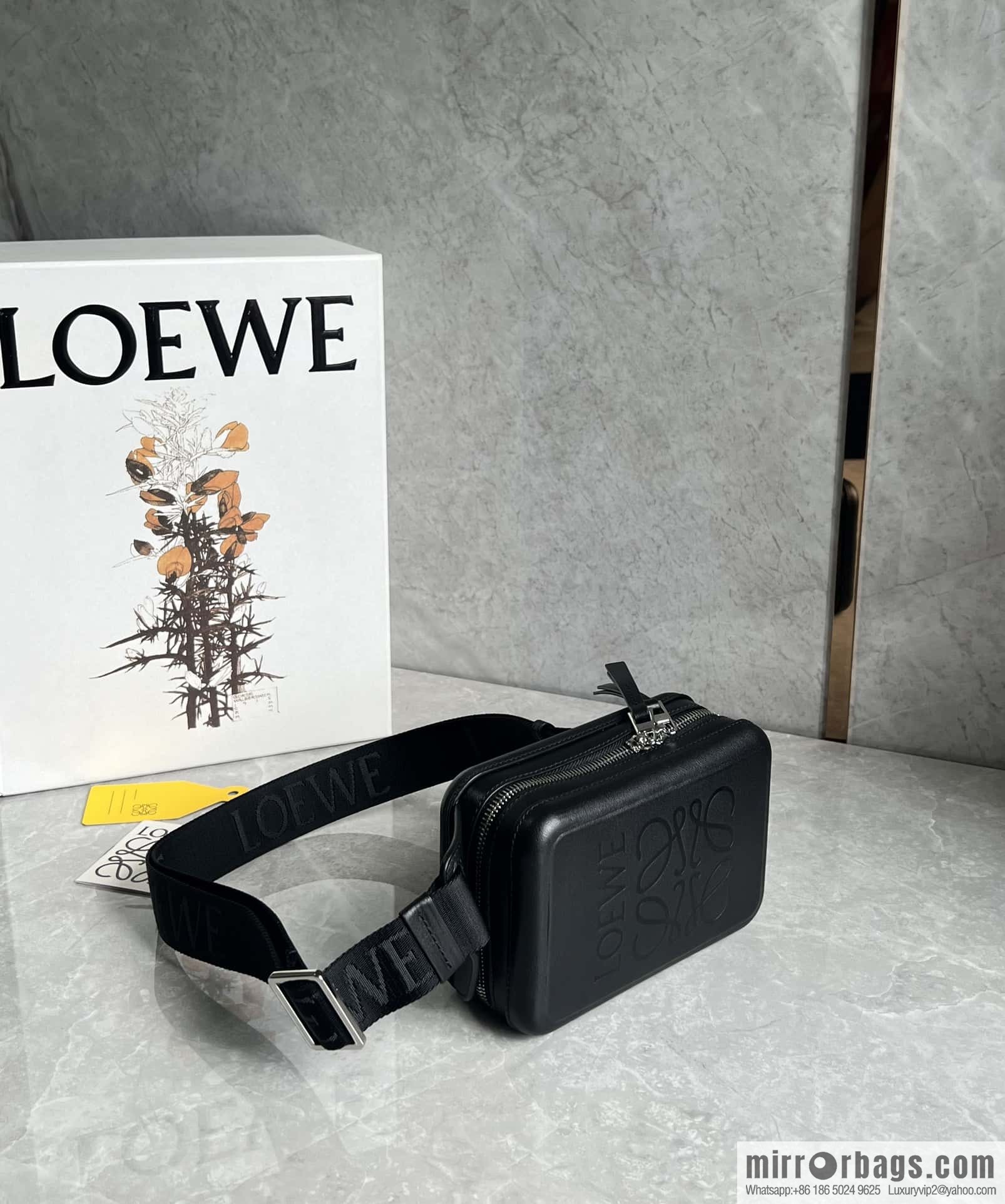 LOEWE Luo Jia Smooth Cow Leather Molded Sling Crossbody Bag 0902 Black