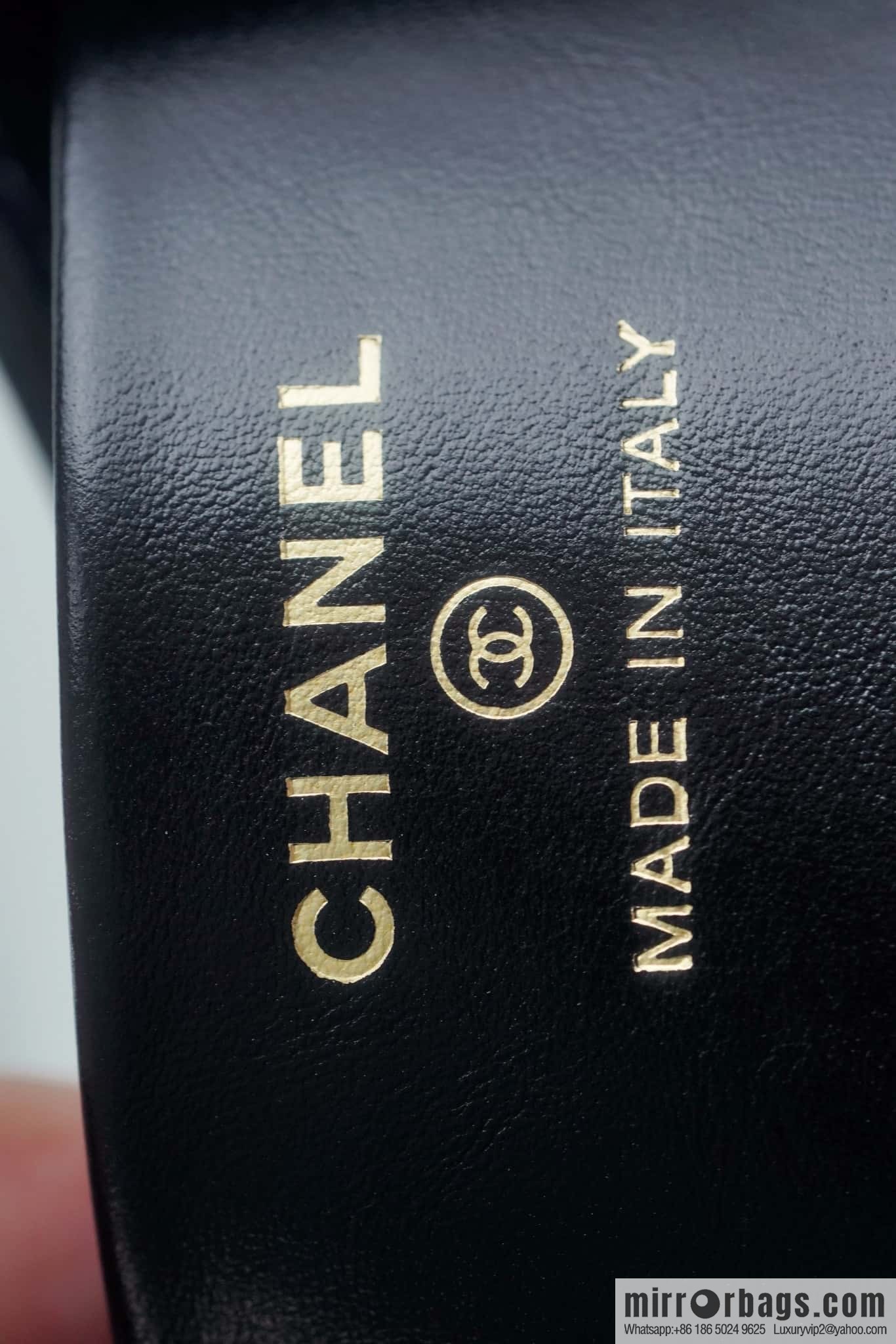Chanel 24C horizontal 31bag nano leather, black ➿ AP3656