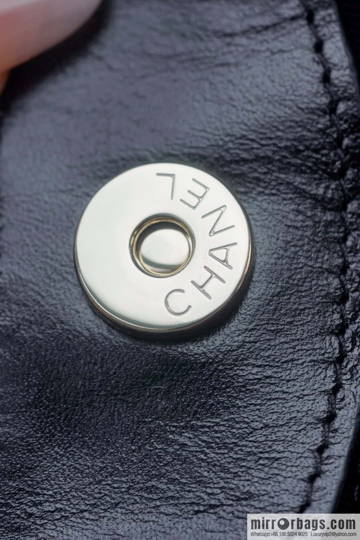 Chanel 24C horizontal 31bag nano leather, black ➿ AP3656