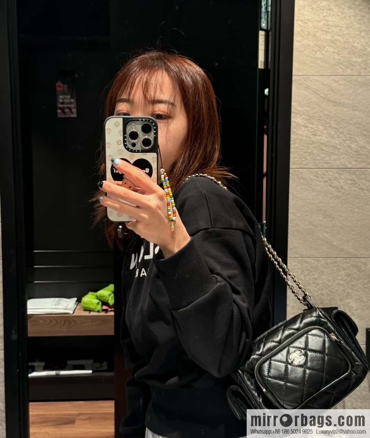 𝐂𝐇𝐀𝐍𝐄𝐋 24K Multi-pocket Camera Bag, Black, Small AS5220