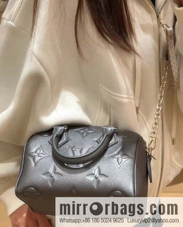 LV M12013 Speedy Bandoulière 20