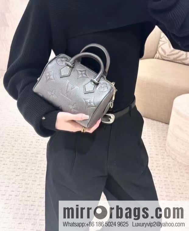 LV M12013 Speedy Bandoulière 20