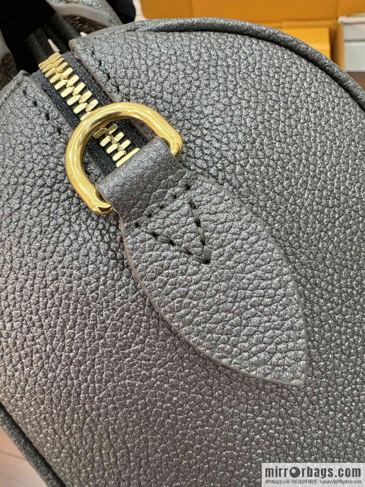 LV M12013 Speedy Bandoulière 20