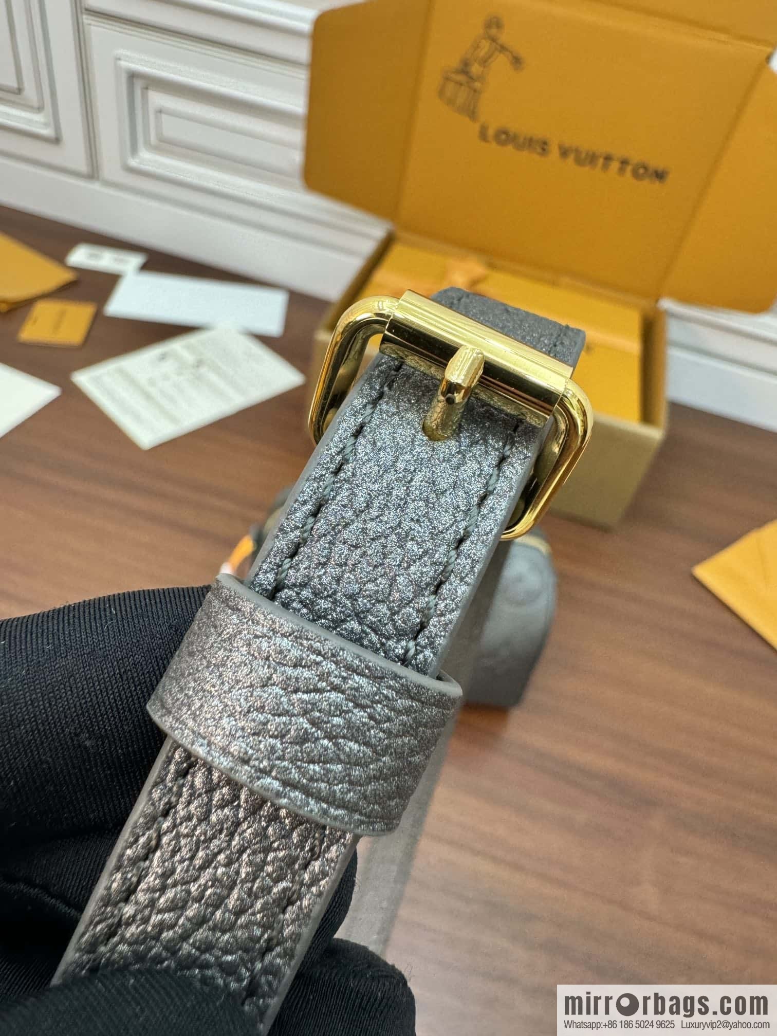 LV M12013 Speedy Bandoulière 20