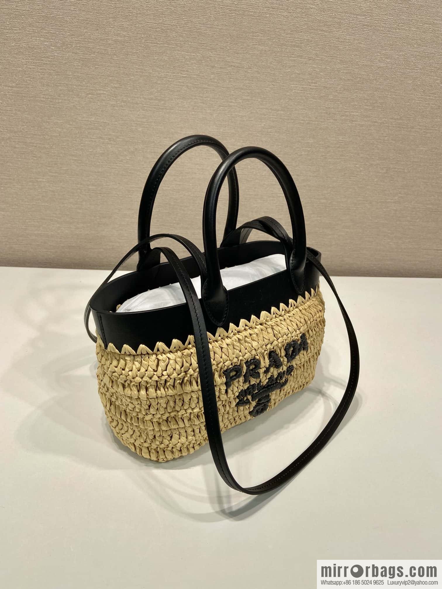 PRADA 🎉 new tote woven bag 🎉 1BG501 small🎉🎉