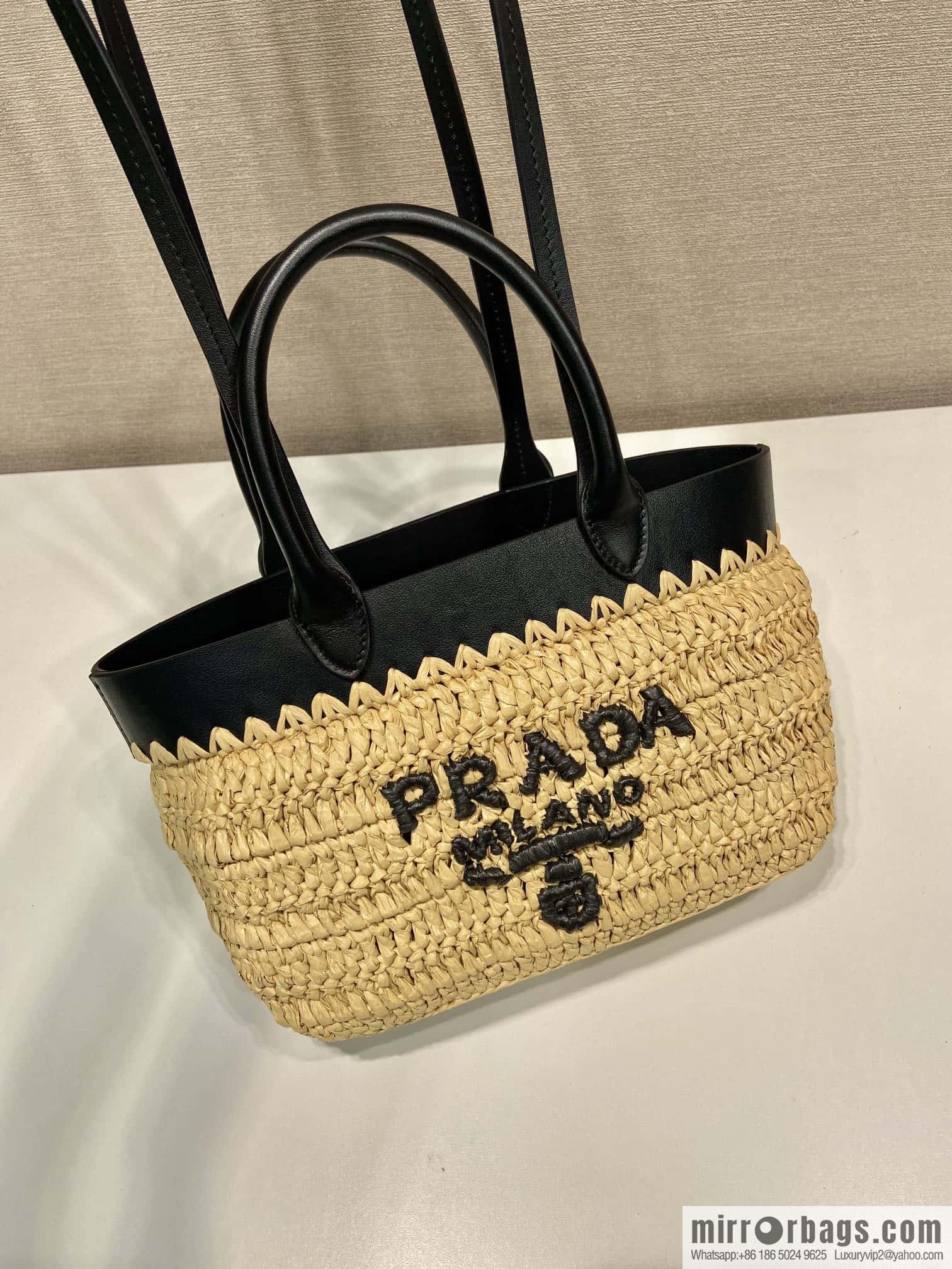 PRADA 🎉 new tote woven bag 🎉 1BG501 small🎉🎉