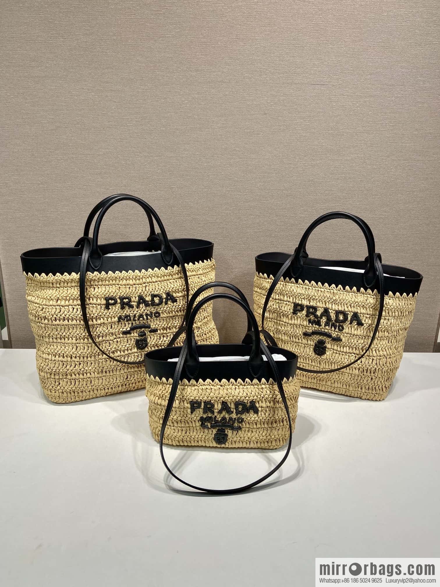 PRADA 🎉 new tote woven bag 🎉 1BG501 small🎉🎉