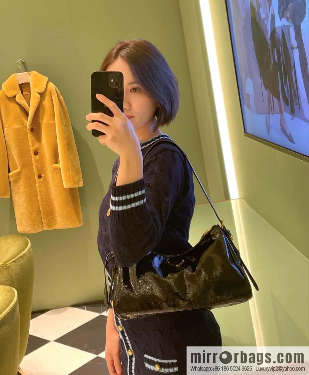 PRADA 🎉 new Aimee armpit bag 🎉 1BC229 wrinkled patent leather🎉🎉
