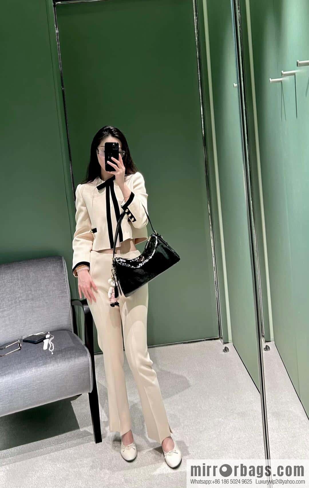 PRADA 🎉 new Aimee armpit bag 🎉 1BC229 wrinkled patent leather🎉🎉