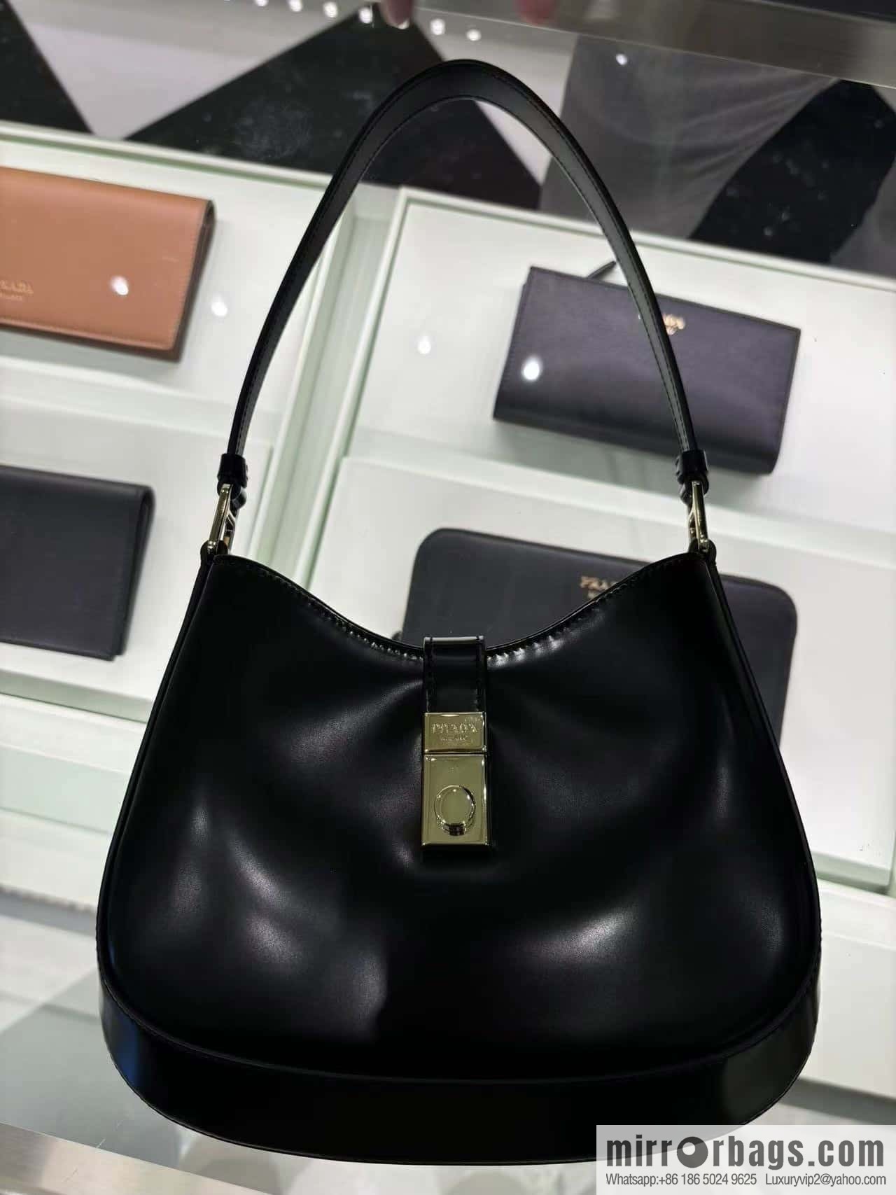 PRADA 🎉 new armpit bag 🎉🎉 1BC169A 🎉🎉 black