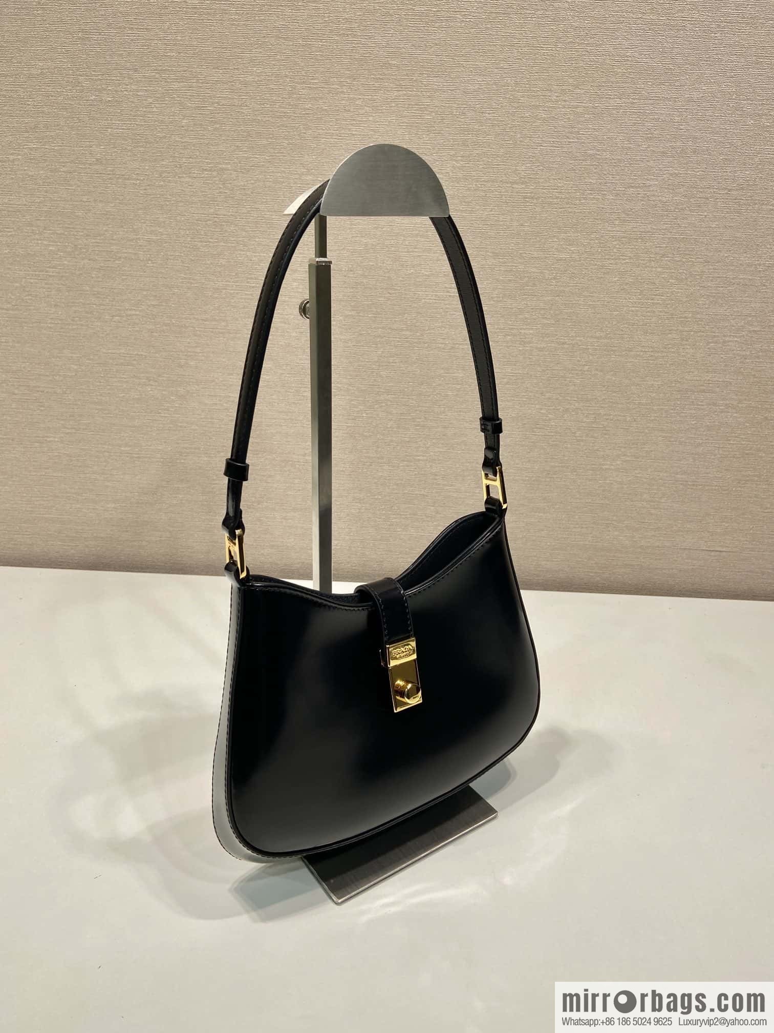 PRADA 🎉 new armpit bag 🎉🎉 1BC169A 🎉🎉 black