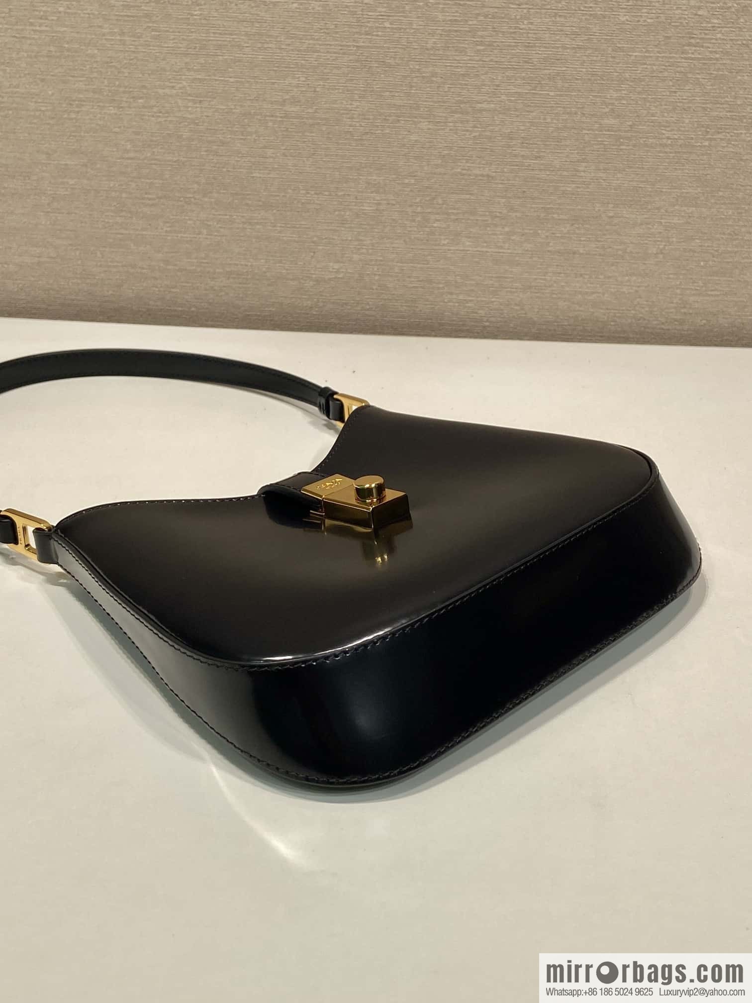 PRADA 🎉 new armpit bag 🎉🎉 1BC169A 🎉🎉 black