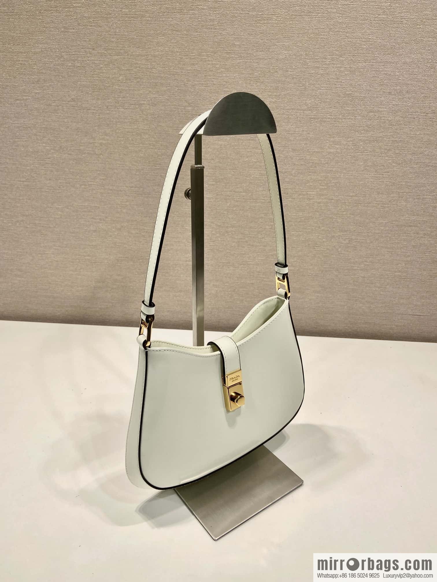 PRADA 🎉 new armpit bag 🎉🎉 1BC169A 🎉🎉 white