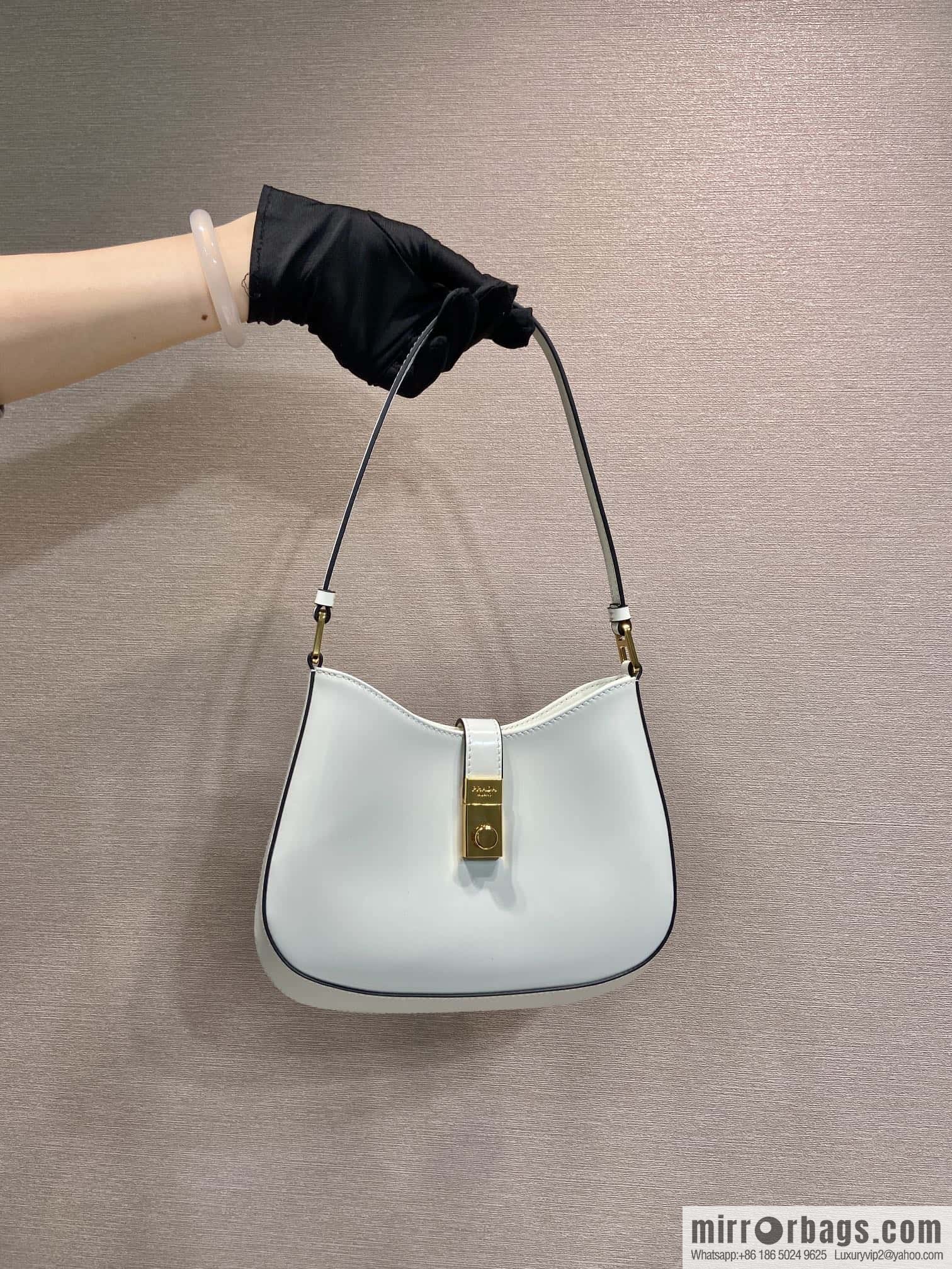 PRADA 🎉 new armpit bag 🎉🎉 1BC169A 🎉🎉 white