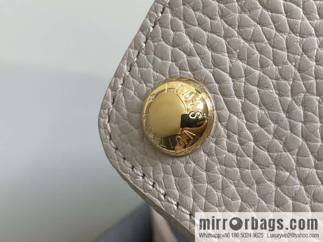 [Boutique‑grade] M11341 gray flower crown, full leather cap that English series Capucines small handbag Flower Crown handbag