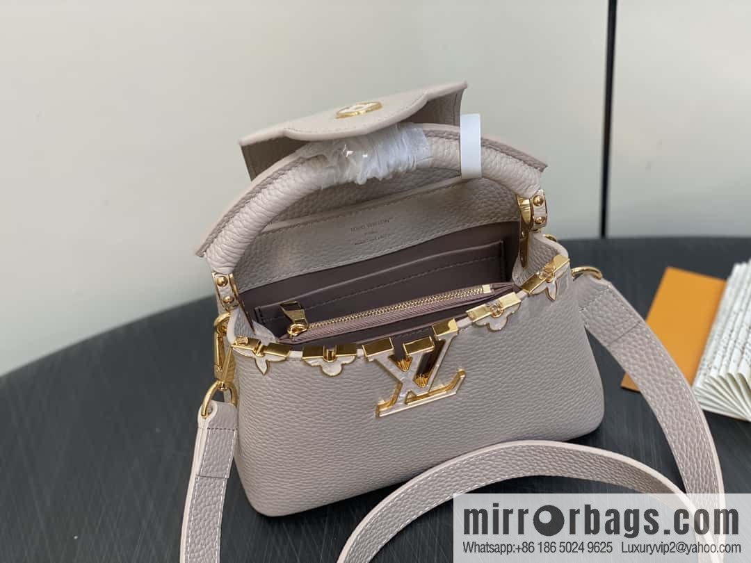 [Boutique‑grade] M11341 gray flower crown, full leather cap, that English series Capucines mini handbag