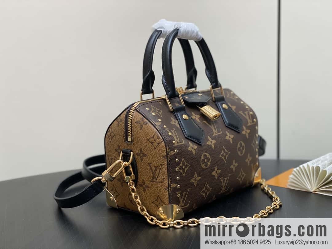 [Boutique‑grade] M13146 presbyopia black leather, catwalk pillow bag series Speedy 20 rivet show Lv pillow