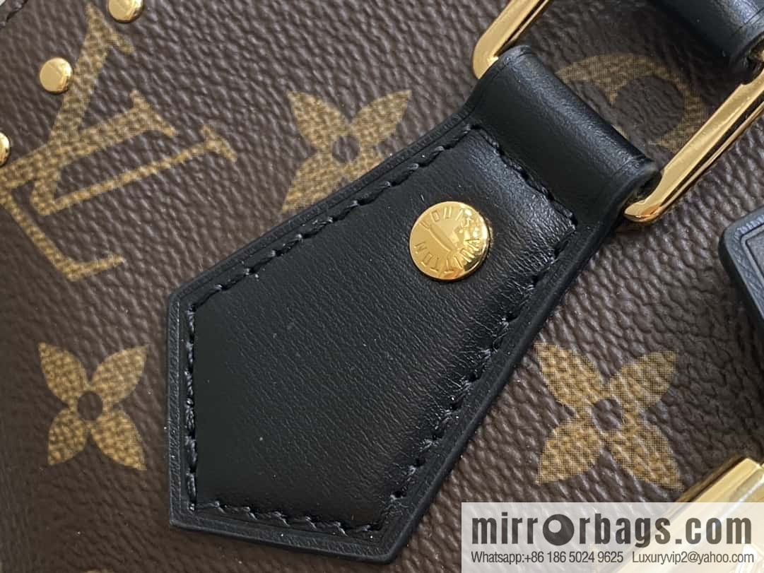 [Boutique‑grade] M13146 presbyopia black leather, catwalk pillow bag series Speedy 20 rivet show Lv pillow