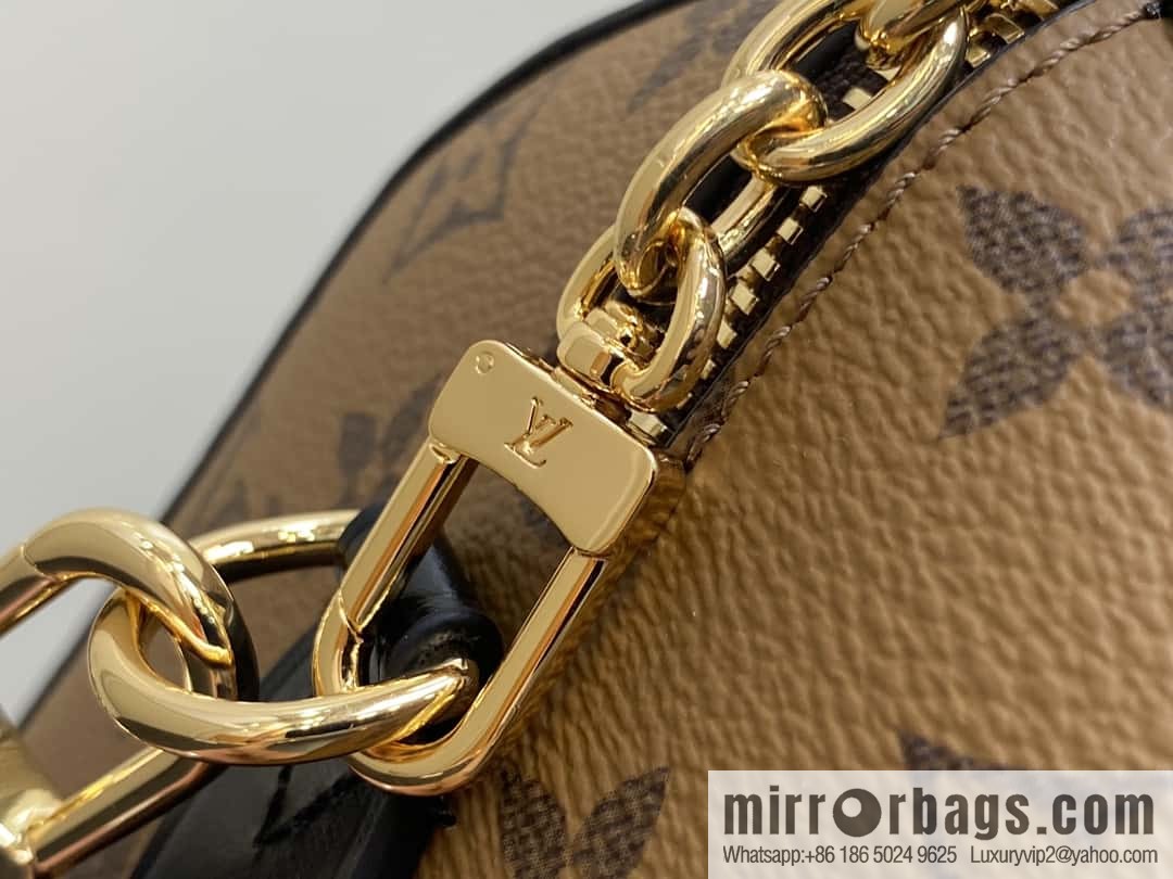 [Boutique‑grade] M13146 presbyopia black leather, catwalk pillow bag series Speedy 20 rivet show Lv pillow