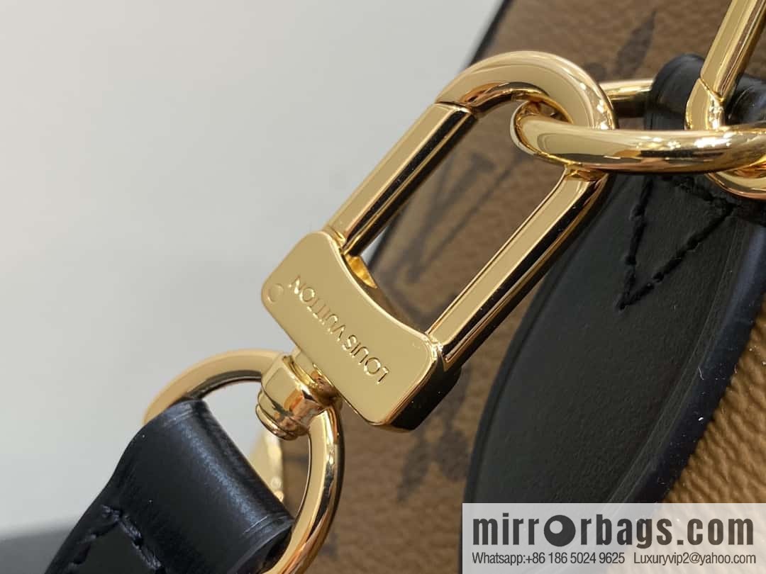 [Boutique‑grade] M13146 presbyopia black leather, catwalk pillow bag series Speedy 20 rivet show Lv pillow