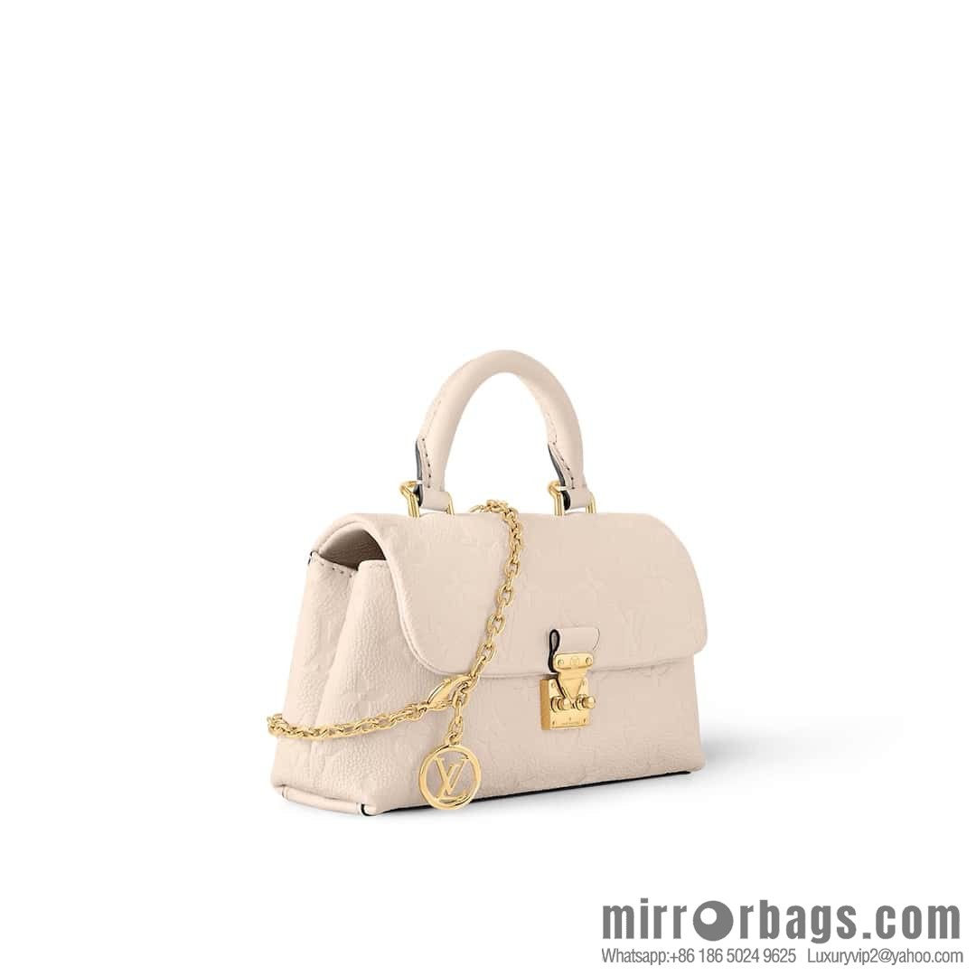 [Boutique‑grade] M12145 milky white full leather embossed, chain bag handbag series, the new NANO MADELEINE handbag of the season