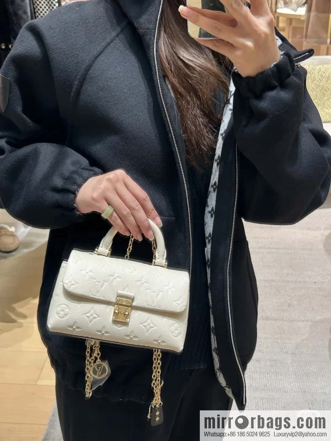 [Boutique‑grade] M12145 milky white full leather embossed, chain bag handbag series, the new NANO MADELEINE handbag of the season