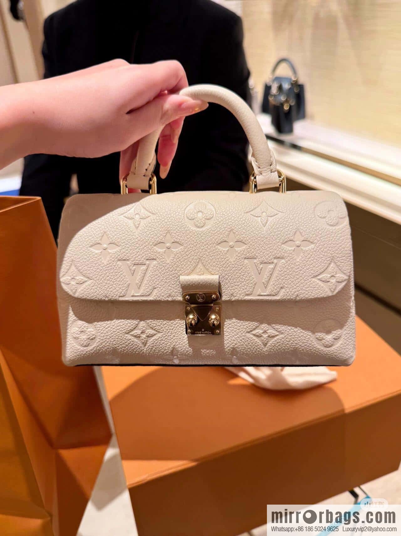 [Boutique‑grade] M12145 milky white full leather embossed, chain bag handbag series, the new NANO MADELEINE handbag of the season