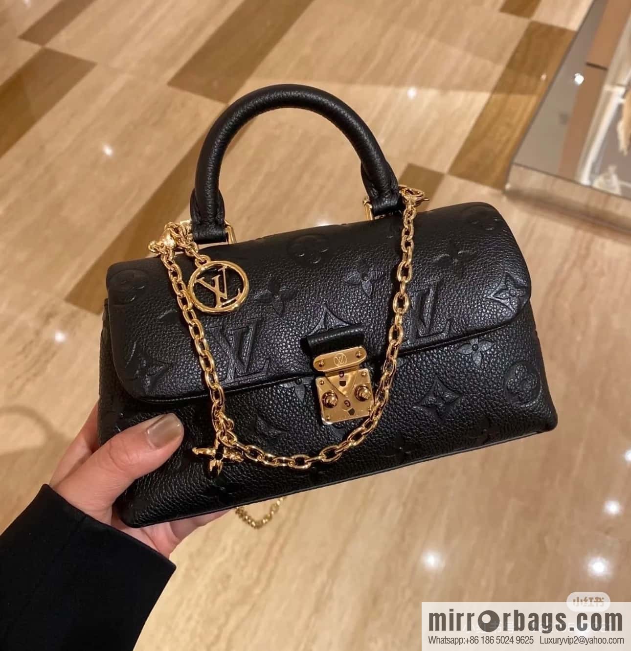 [Boutique‑grade] M12144 black full leather embossed, chain bag handbag series, the new NANO MADELEINE handbag of the season