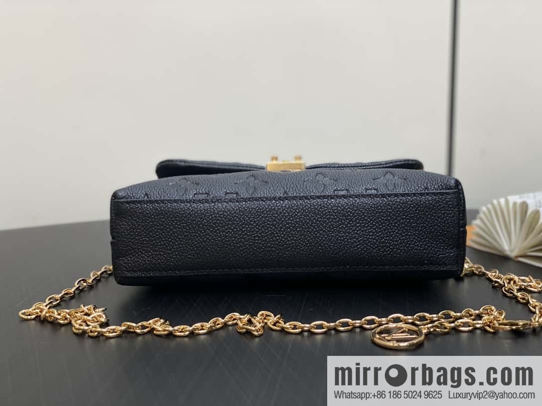 [Boutique‑grade] M12144 black full leather embossed, chain bag handbag series, the new NANO MADELEINE handbag of the season