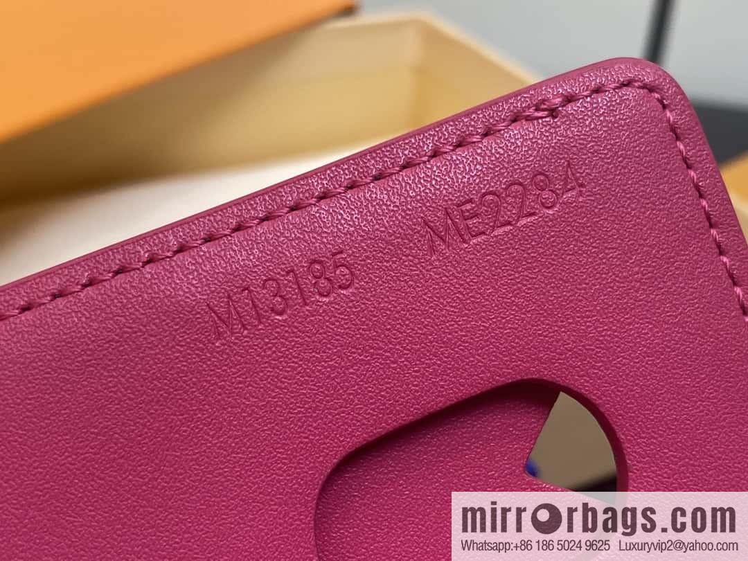 [Boutique‑grade] M12851 presbyopia plum red, magnetic mobile phone card clip, this magnetic card clip