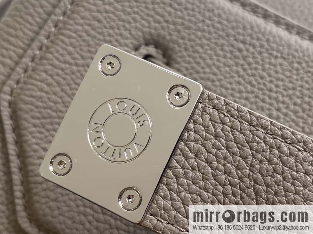 [Boutique‑grade] M11664 light gray, men's bag, handbag, briefcase series GEORGES TOTE medium handbag
