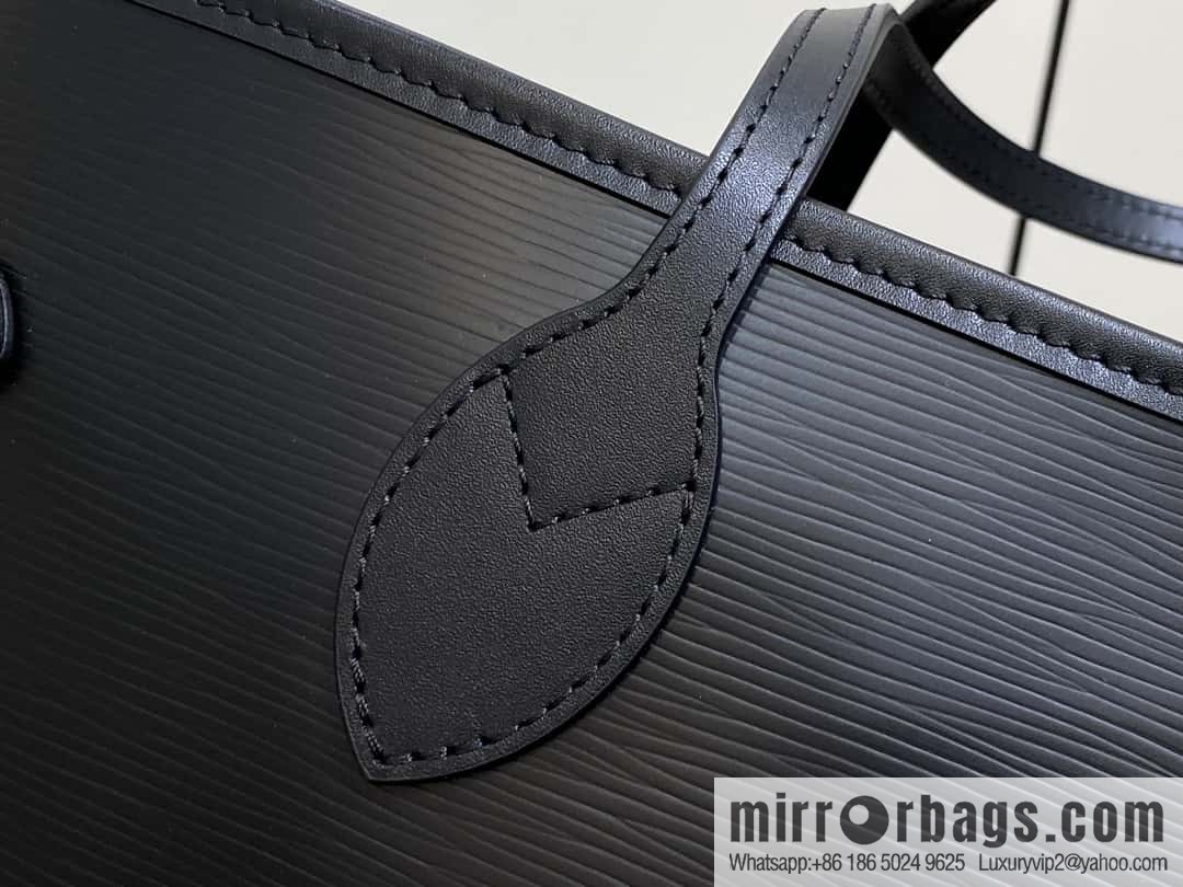 [Boutique‑grade] M11930 black, water ripple shopping bag series Neverfull medium handbag