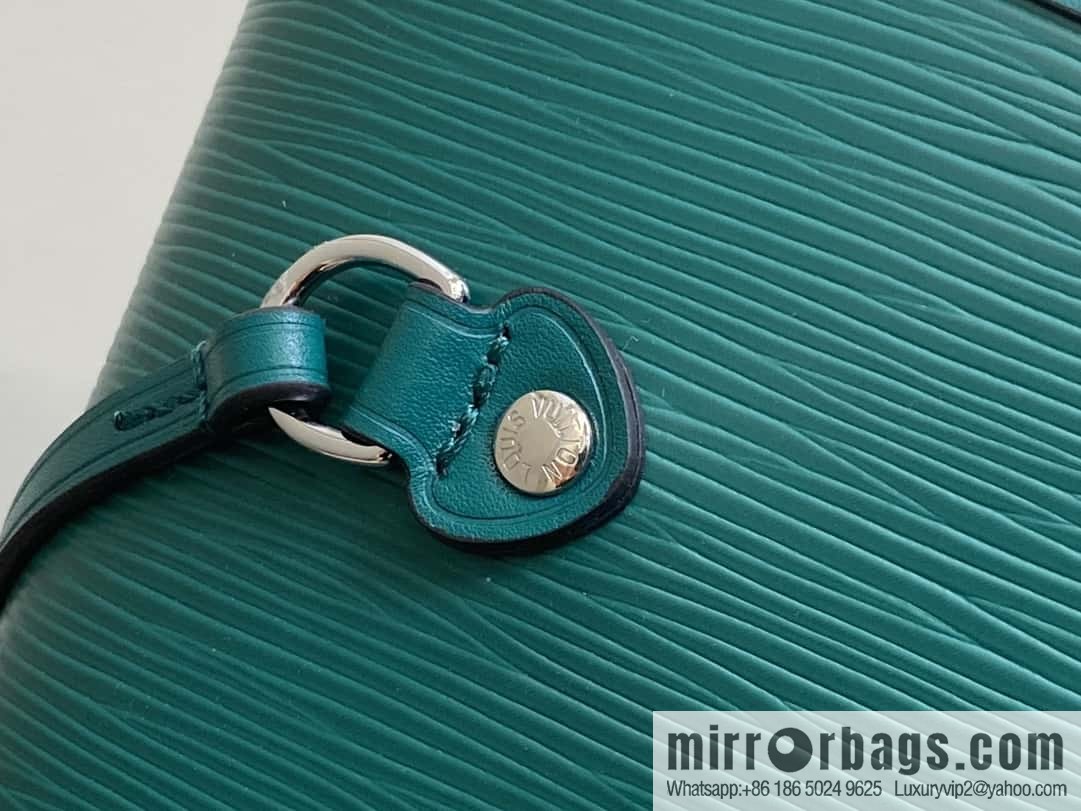 [Boutique‑grade] M11930 green, water ripple shopping bag series Neverfull medium handbag